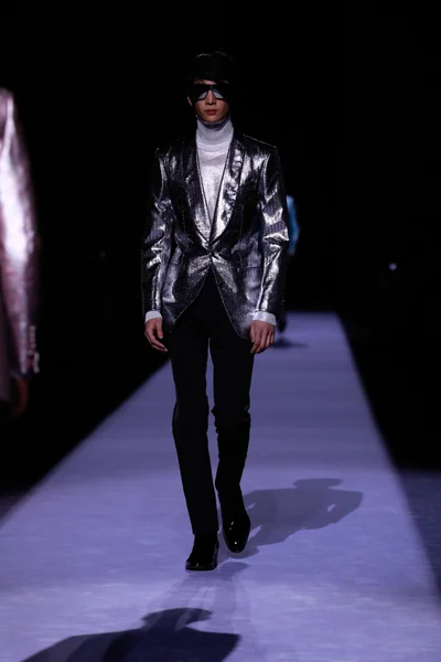 Look 34
